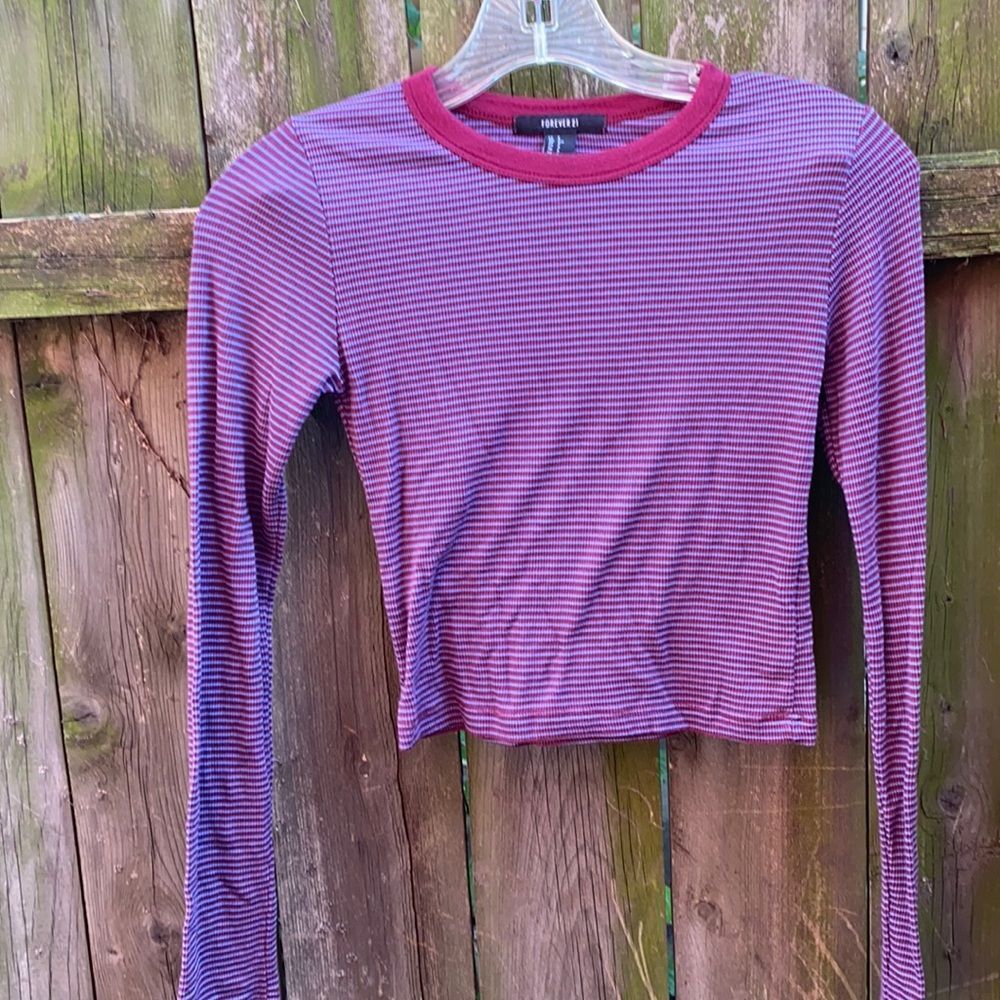 Forever 21 striped crop top sz. S